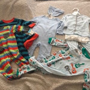 5 Footie Pj bundle! New with tags! Blue & Colors!